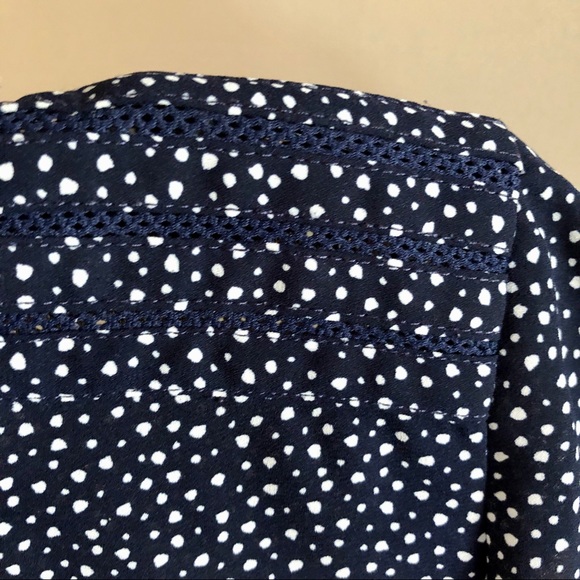 Banana Republic Petite Navy Blue and White Polka Dot Short Sleeve Blouse - Picture 4 of 8
